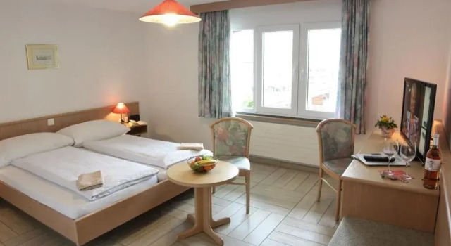 Номер Superior Hotel Paradis-Leukerbad-Therme