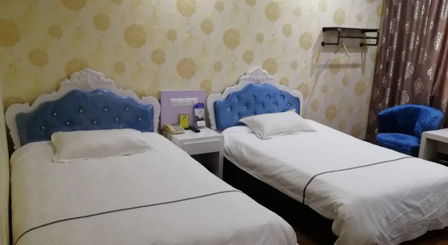 Caiyuan Hotel, Prenota Hotel Hotel a Yiwu con parcheggio, Parcheggio