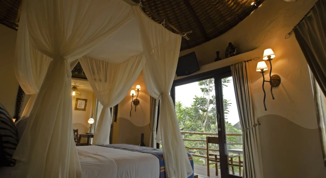 Mara River Safari Lodge