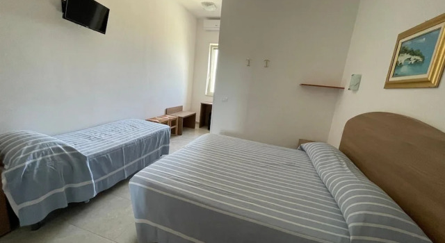 1 soveværelse i klassisk  tredobbelt værelse Hotel Ponte