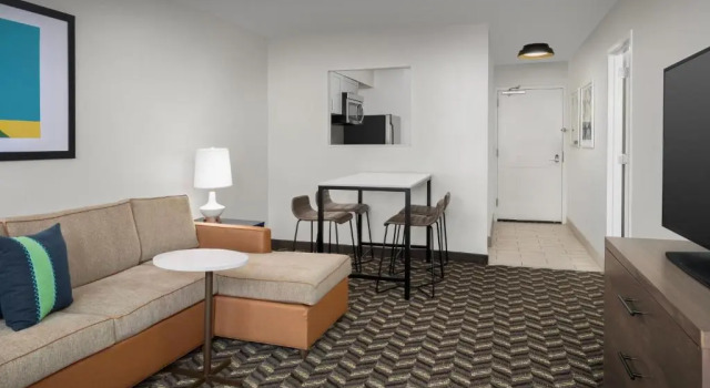 Четырёхместный люкс Residence Inn Washington, DC Foggy Bottom
