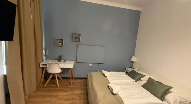 Stylish 1BR Apartment Near Westbahnhof, Prenota Appartamento Vienna Austria