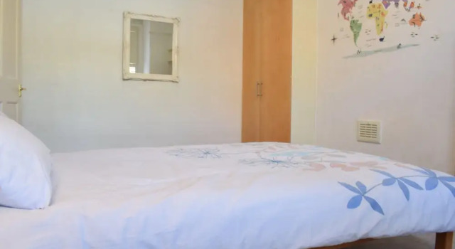 Stunning 2 Bedroom Flat In Balham With Private Garden, Забронировать Апартаменты/квартира Апартаменты Лондона, рядом с Клапхем Саут, Апартаменты/квартира