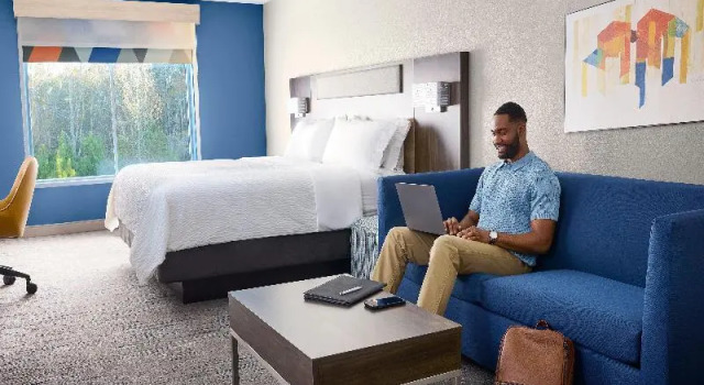 Люкс Holiday Inn Express And Suites Sheridan South By Ihg