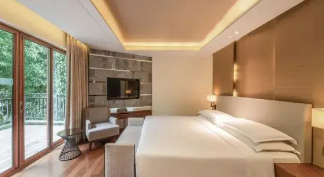 Тент с 2 комнатами Tai Lake Dreamlohas Villa Resort
