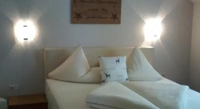 Ronalds Appartements, Prenota Hotel Sankt Leonhard im Pitztal 