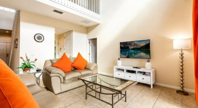 Five-Bedroom Pool Home Kissimmee, Забронировать Апартаменты/квартира Фор Корнерз штат Флорида, рядом с Island H2O Live!