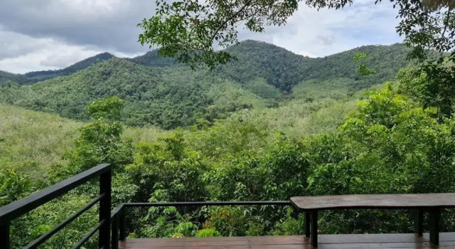 Двухместный номер Standard с балконом Chestnut Hill Eco Resort Hat Yai