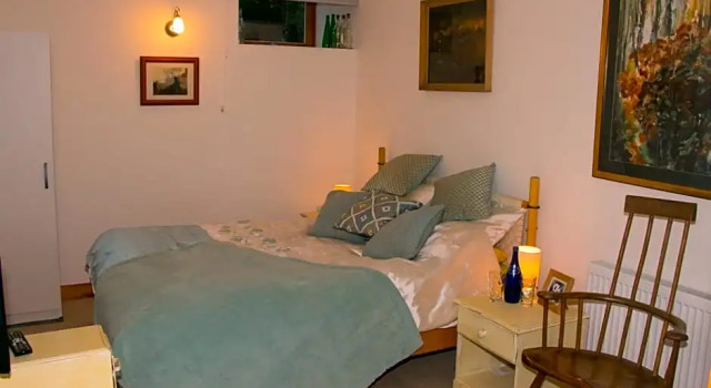 James John Hamilton House and backpacker hostel, Забронировать Хостел Фишгард Пембрукшир