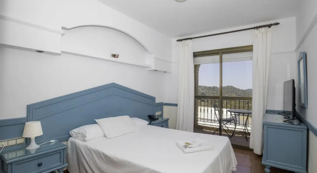 Одноместный номер Standard с балконом Hotel y Bungalows Balcón de Competa