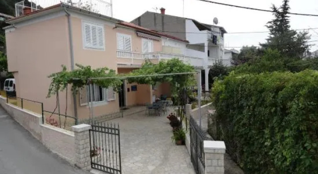 Apartments & Rooms Karmela, Prenota Appartamento Arbe 
