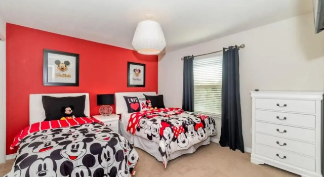 Stellar Disney Home 8 Bedroom-private Pool Near Disney, Book Feriehus Hoteller i Four Corners med pool, Swimmingpool