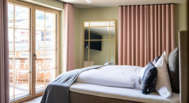 Raffls Tyrol Hotel, Забронировать Отель Отели Санкт-Антон-ам-Арльберг с бассейном, рядом с Горнолыжный подъемник Гампенбан, Бассейн