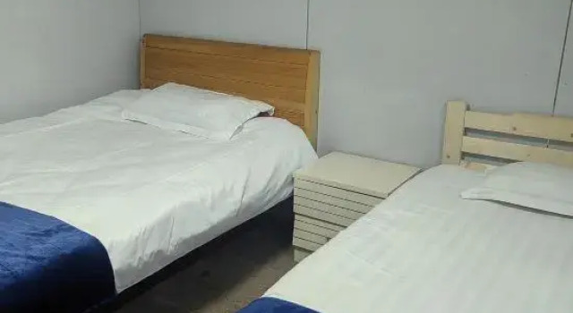 Номер Standard Shanghai Shuyi Theme Hotel (Yuying Road Subway Station)