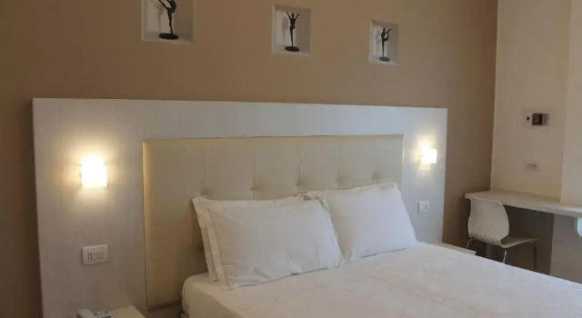Номер Comfort Hotel Escorial
