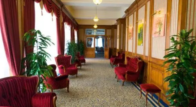 Nowy Dwor Hotel Zaczernie, Boek Hotel Hotels in Subkarpaten met parkeren, Parkeren