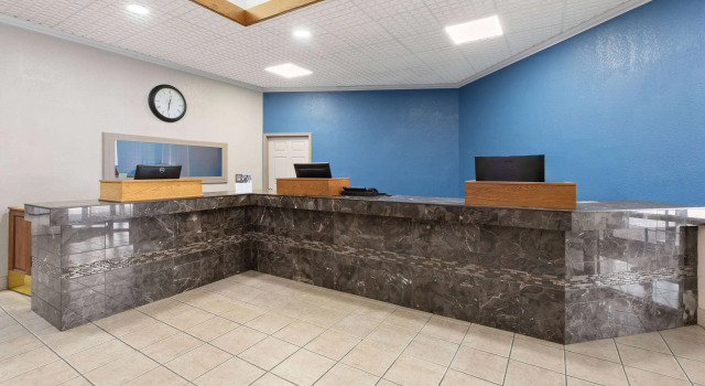 Baymont Inn and Suites by Wyndham Farmington, MO, Prenota Hotel Farmington Ozark