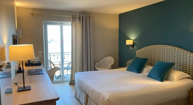 Номер Standard с балконом и с видом на море Hôtel de la Plage - Saint Jean de Luz