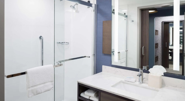 Двухместный номер Standard Hilton Garden Inn Madison Downtown, WI