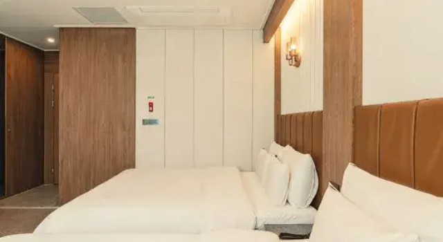 Семейный люкс Cheonan Asan Rosy Hotel