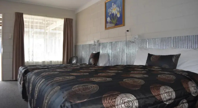 Трёхместный номер Standard Black Diamond Motel