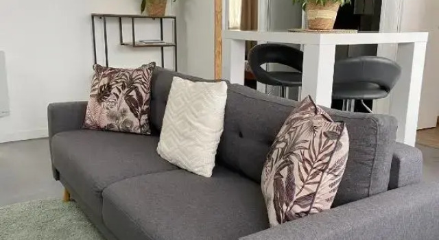 Appartement T2 proche de la gare Bourg en Bresse, Забронировать Апартаменты/квартира Апартаменты Ain, Апартаменты/квартира