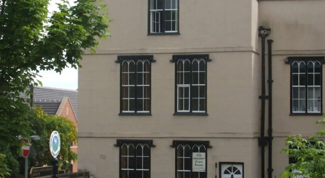 Old Rectory Guesthouse in Staveley, Rezerwuj Pensjonat Chesterfield Derbyshire