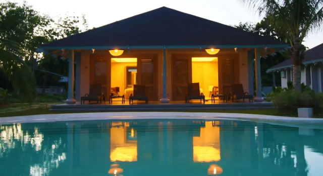 Villa parvekkeella Bohol Shores
