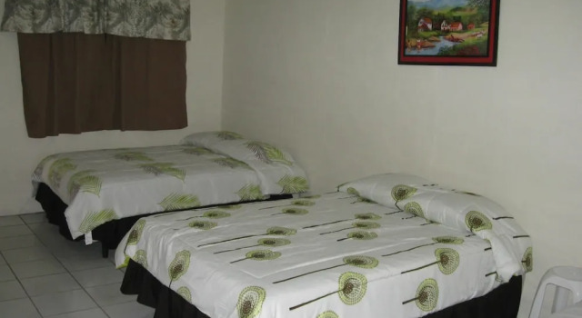 Hotel Raices