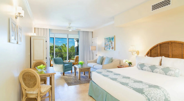 Полулюкс с видом на сад The Sands at Grace Bay