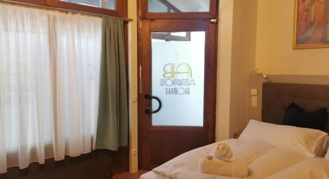 Altstadthotel Bachbräu, Book Hotel Weilheim Starnberg Five Lakes Region