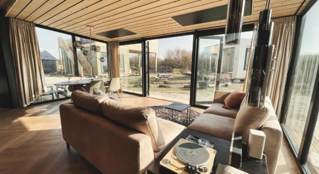 Апартаменты Basecamp Tiny House Eco-resort IJmuiden