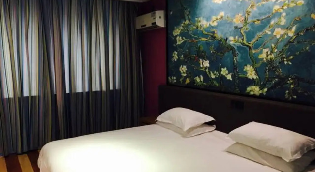 Номер Classic Fresh House Hotel Huanglong Wantang