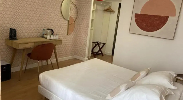 Четырёхместный номер Standard Hôtel des Argousiers