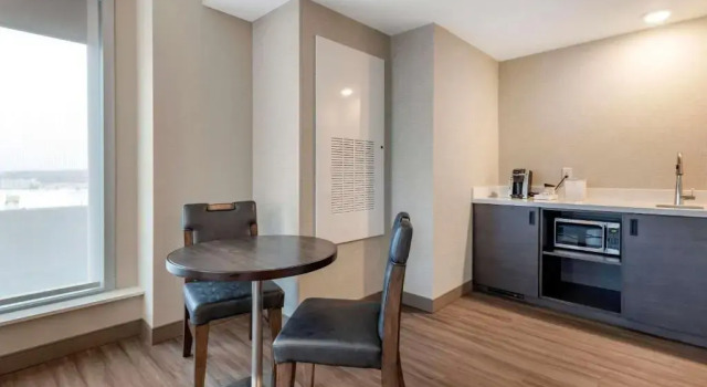 Двухместный люкс c 1 комнатой Cambria Hotel Bloomington Mall of America Minneapolis Airport