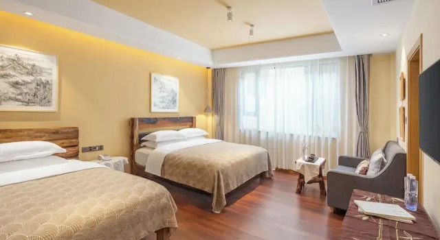 Трёхместный номер Standard Guilin Village Creek Inn