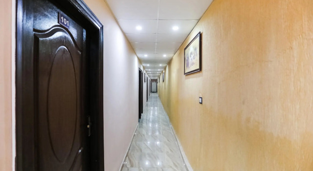 OYO 72993 Hotel The  Gold, Varaa Hotelli Faridabad Haryana