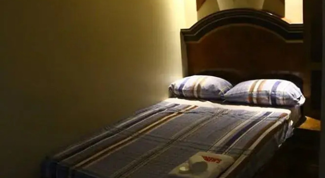 OYO 545 Andrew's Apartelle, Prenota Hotel Binan Laguna