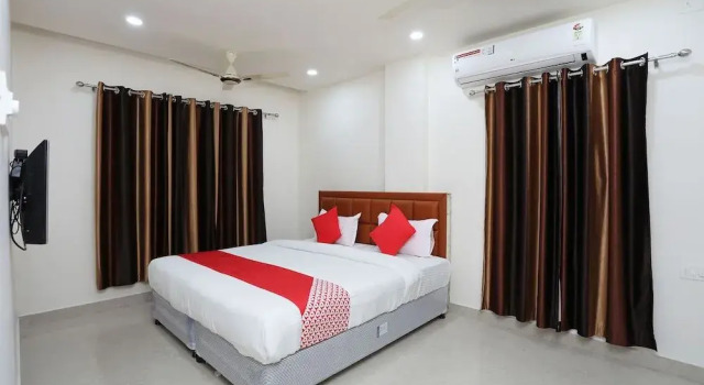 OYO 23251 Prime Residency, Prenota Hotel Hotel a Orissa con parcheggio, Parcheggio