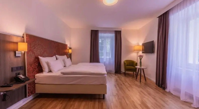 Двухместный номер Premium Hotel Schloss Weikersdorf