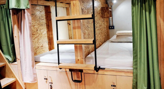 Кровать в общем номере (женский номер) Fuqi Hostel - Yuanqi