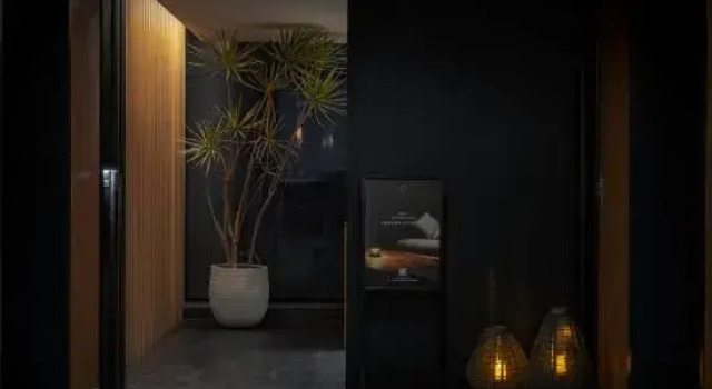 Hangzhou Nuan Hotel