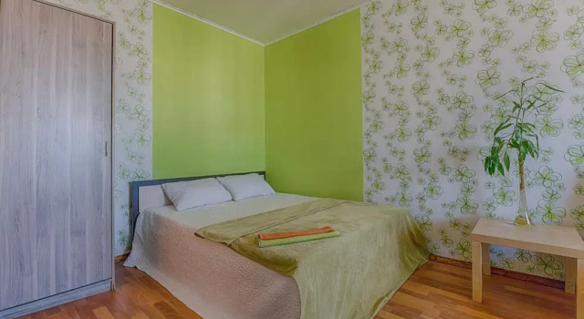 FlatHome24 on Prospekt Bolshevikov 9