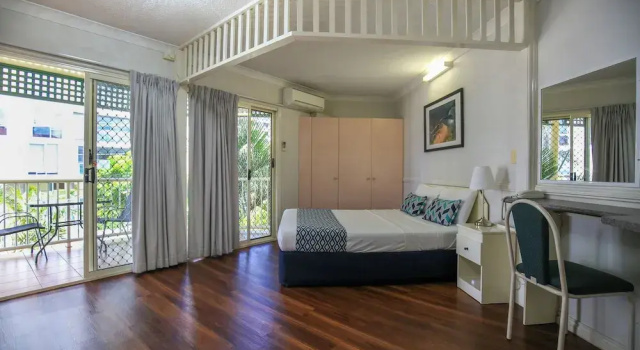 Двухместная студия с балконом Toowong Central Motel Apartments