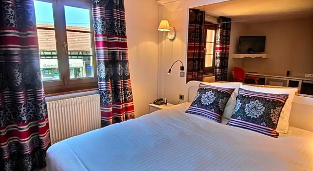 Номер Comfort Hôtel Restaurant Relais De La Poste - Strasbourg Nord