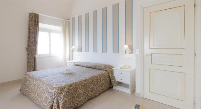 Двухместный номер Standard Grand Hotel Villa Parisi