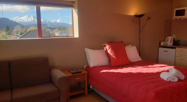 Canoe Safaris Lodge, Забронировать Мини-отель Охакуне Манавату-Уангануи