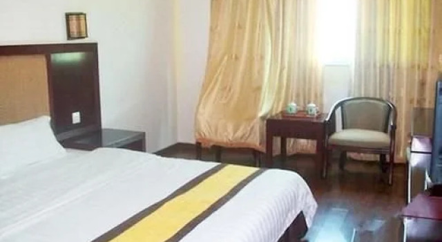 Mingyue Business Hotel, Boek Hotel Hotels in Guangdong met parkeren, Parkeren