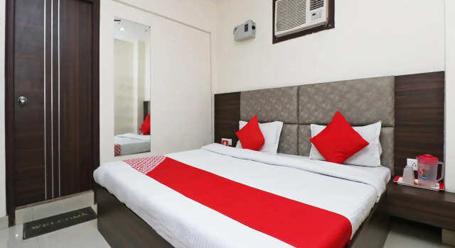 OYO 27977 Hotel Ashiyana