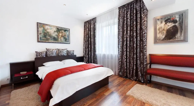 Alex Apartments, Забронировать Апартаменты/квартира Отели Минска с парковкой, рядом с Национальный Художественный Музей, Парковка